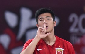 上港替补奇兵破门感谢埃神指点 自言还能踢得更好