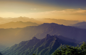 原创 
            堪比三山五岳的河南老君山，19亿年前的大陆造山运动让它举世无双